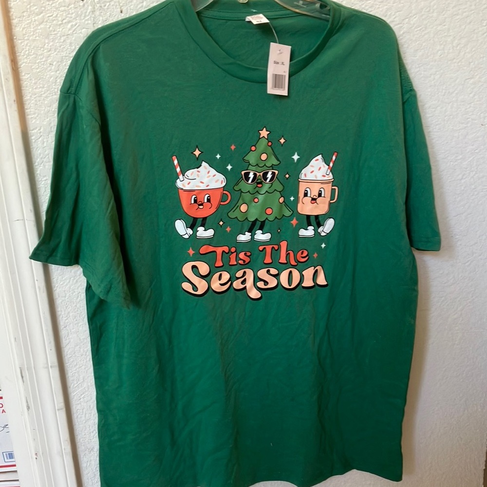 FINAL MARKDOWN Tis the season short sleeved unisex tee xl nwt